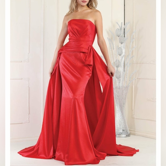 Fitted strapless pink,red,hunter long satin gown with zipper - Picture 6 of 7